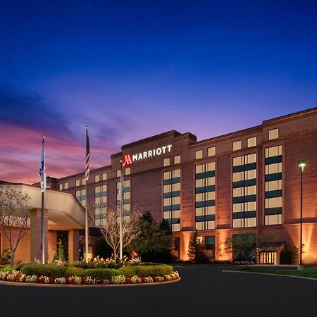 Отель Pittsburgh Marriott North Крэнберри-Тауншип Экстерьер фото
