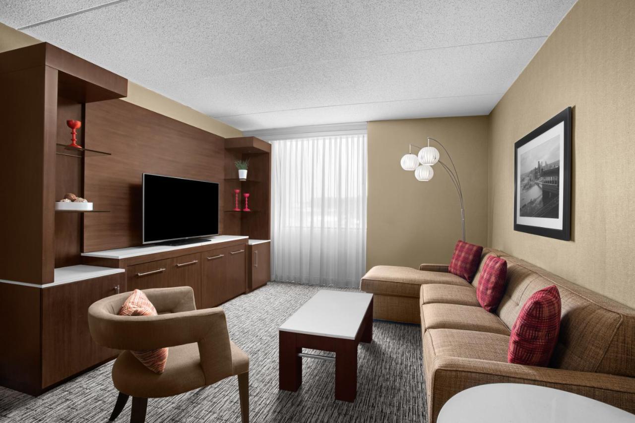 Отель Pittsburgh Marriott North Крэнберри-Тауншип Экстерьер фото