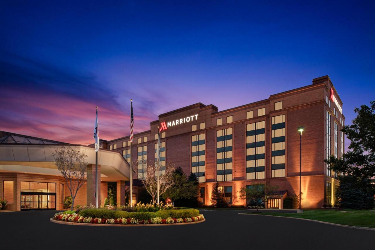 Отель Pittsburgh Marriott North Крэнберри-Тауншип Экстерьер фото