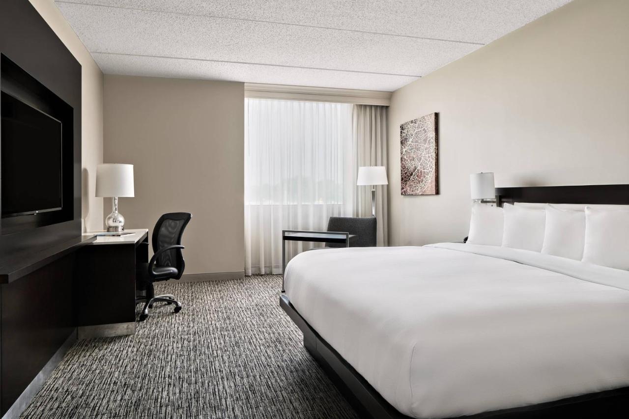 Отель Pittsburgh Marriott North Крэнберри-Тауншип Экстерьер фото