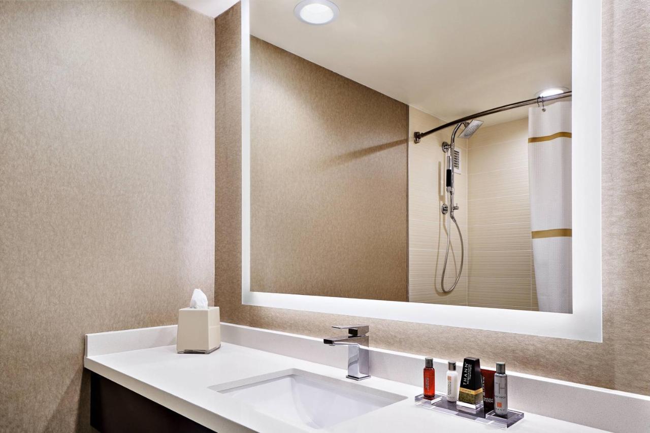 Отель Pittsburgh Marriott North Крэнберри-Тауншип Экстерьер фото