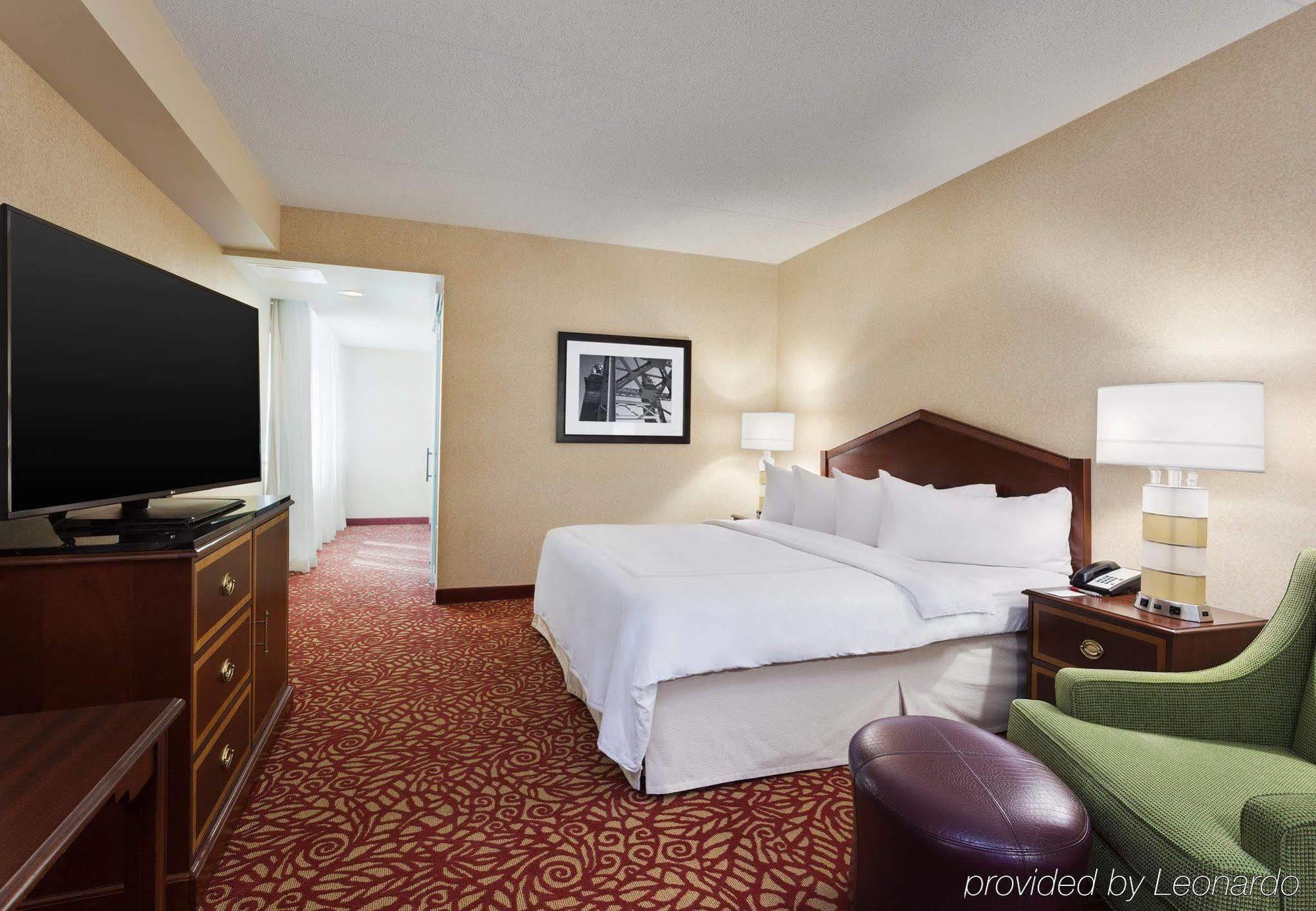 Отель Pittsburgh Marriott North Крэнберри-Тауншип Экстерьер фото